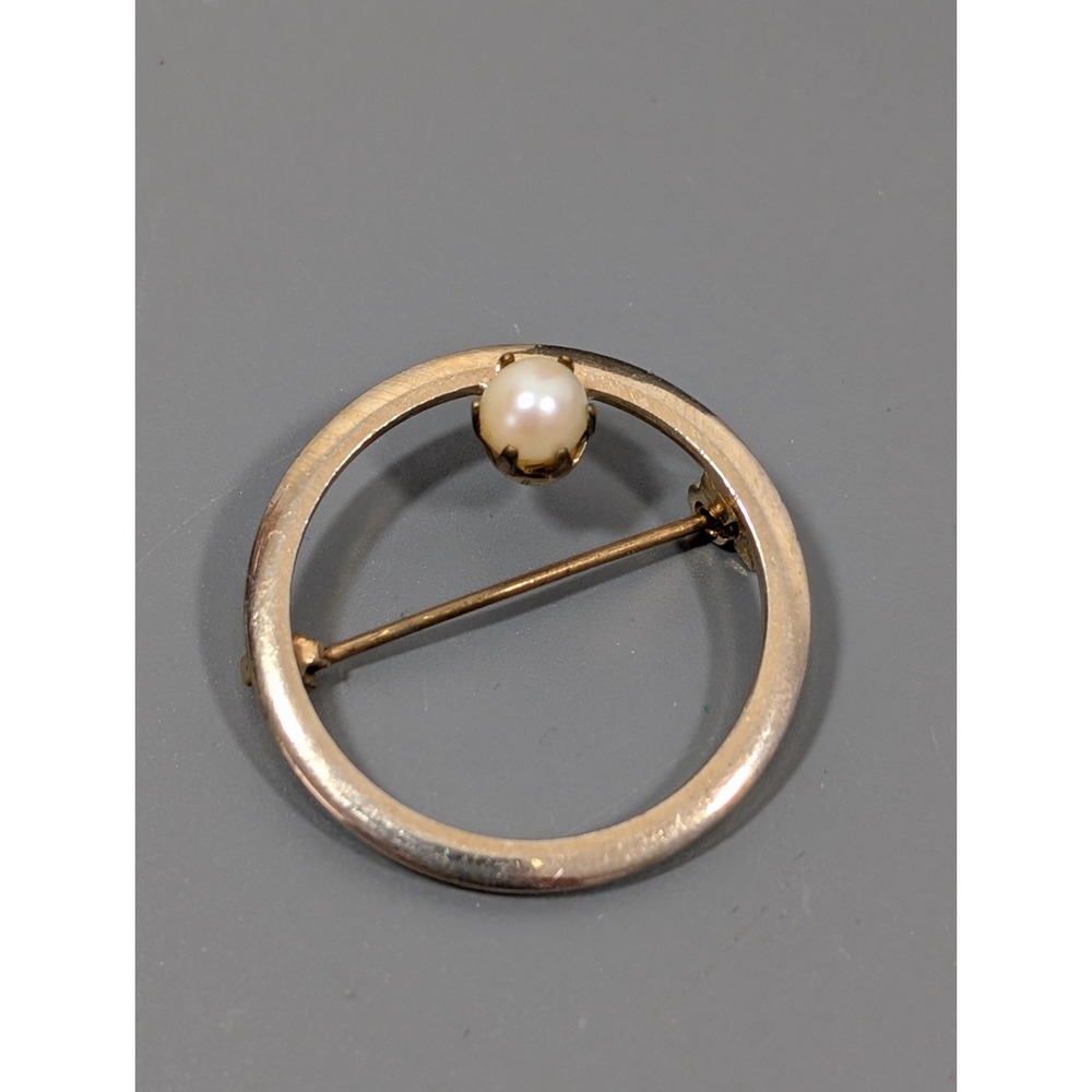 Vintage Gold Tone Round Circle Brooch Faux Pearl Pin Classic